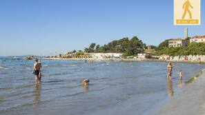 Beach nearby, beach towels