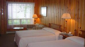 Iron/ironing board, free WiFi, wheelchair access