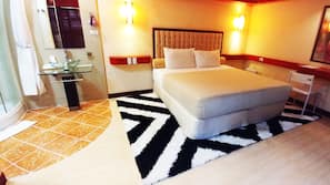 1 bedroom, Egyptian cotton sheets, memory foam beds, in-room safe
