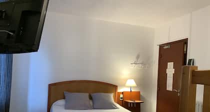 Mondial Hotel
