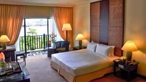 In-room safe, free WiFi