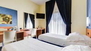 Minibar, una cassaforte in camera, una scrivania
