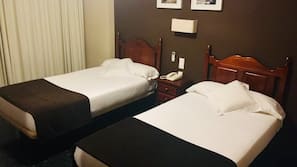 Cortinas opacas y ropa de cama