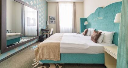La Prima Fashion Hotel