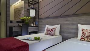 Desk, iron/ironing board, free WiFi, linens