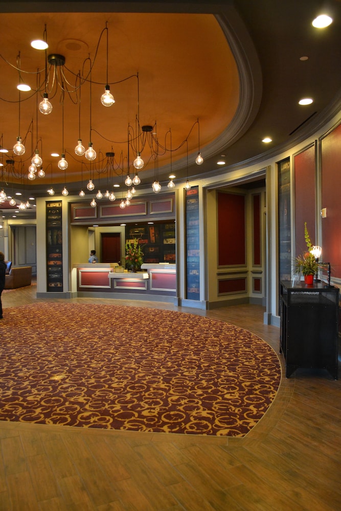 Horseshoe Lake Charles Reviews, Photos & Rates