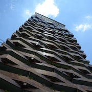 hoteles con piscina baratos en medellin