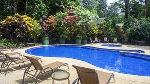 Piscine extérieure