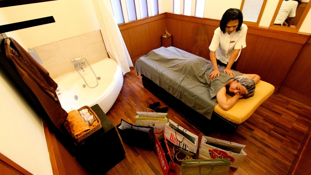 spa bandung 2017 serela riau hotel bandung 2017 room prices deals spa bandung 2017 serela riau hotel bandung 2017 room prices deals
