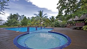 Outdoor pool, pool loungers