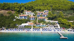 Private beach nearby, sun loungers, beach umbrellas, beach towels