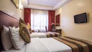 Hypo-allergenic bedding, minibar, in-room safe, individually decorated