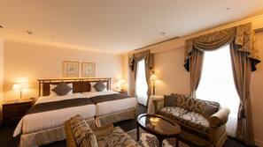 In-room safe, individually decorated, individually furnished, desk