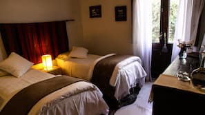 Egyptian cotton sheets, down comforters, Select Comfort beds