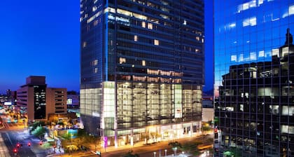 The Westin Phoenix Downtown