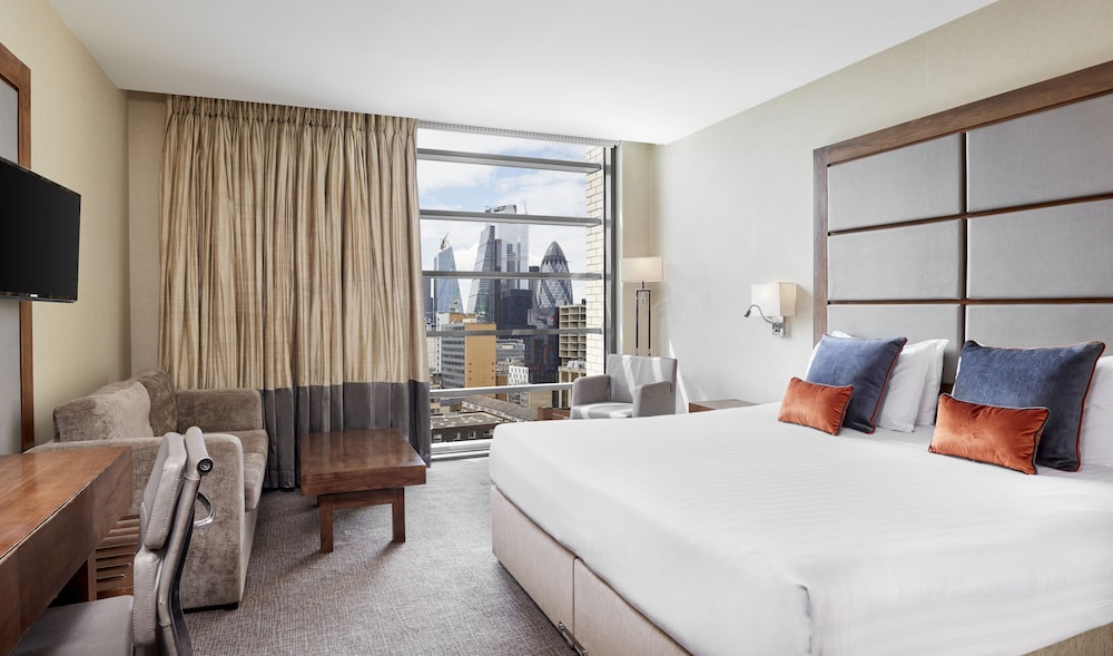 4 Star Hotels