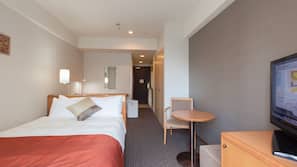 In-room safe, desk, laptop workspace, blackout curtains
