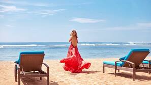 Beach nearby, white sand, free beach shuttle, sun loungers