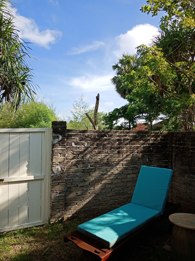 Temple Tree At Bon Ton In Langkawi Hotel Rates Reviews On Orbitz Courtyard View