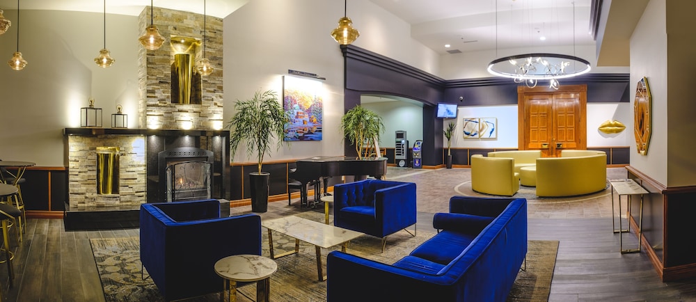Hotel Le Montagnais in Saguenay, Canada