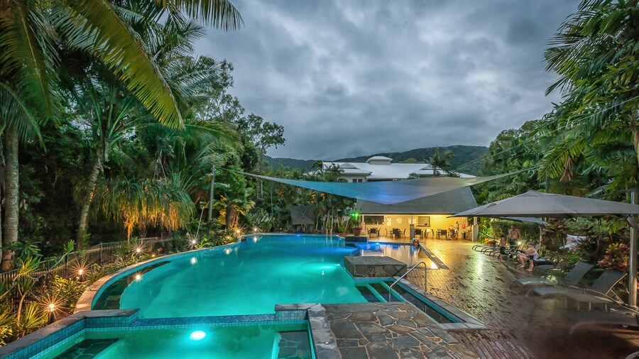 Oasis at Palm Cove