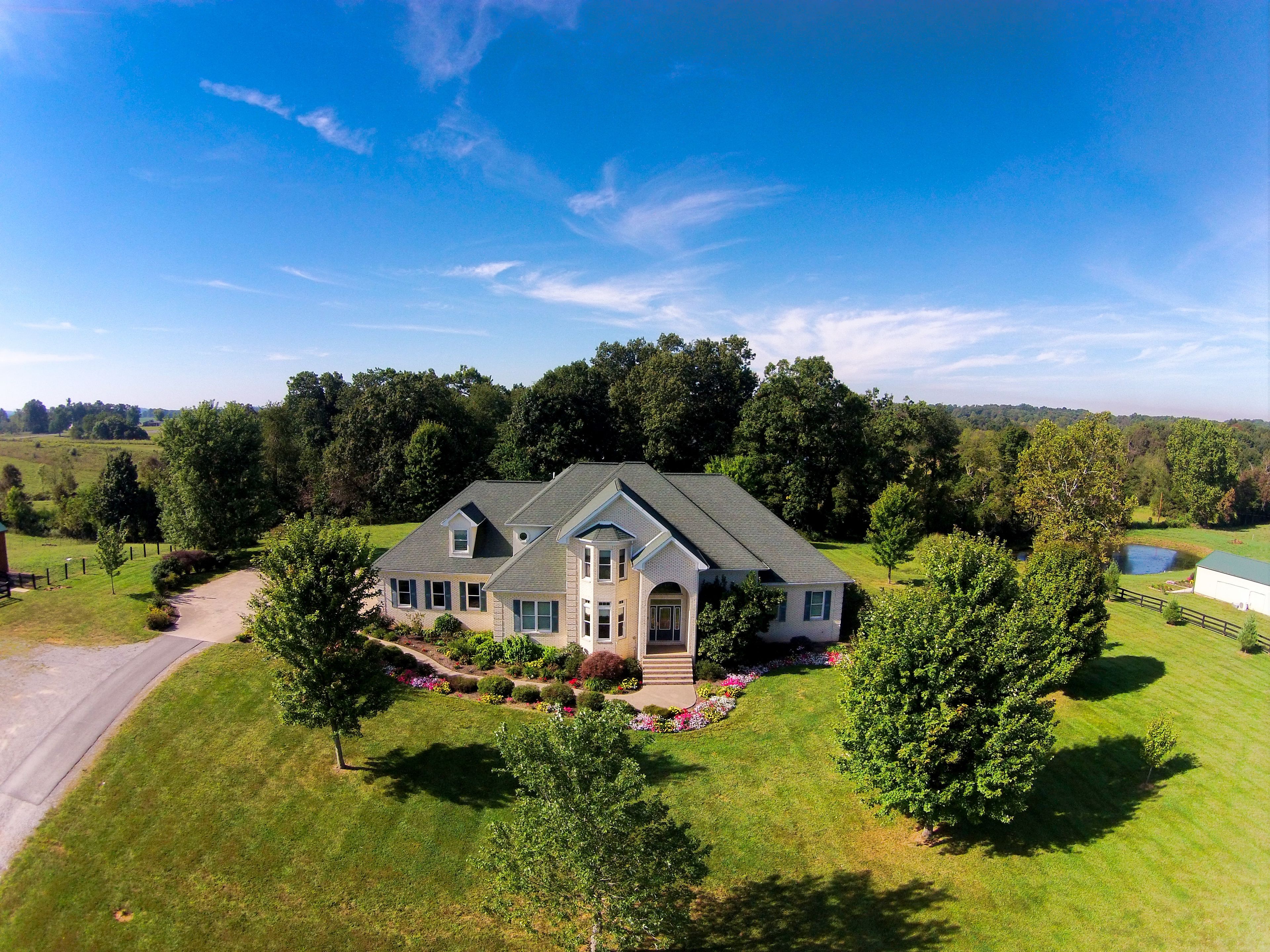 Southern Grace Bed & Breakfast in Brandenburg, United States