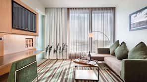Minibar, in-room safe, desk, soundproofing