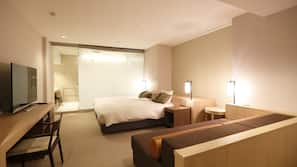 In-room safe, free WiFi