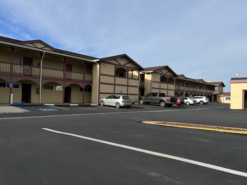 The Best Oceanfront Hotels in Fort Bragg, CA from $73 - Fort Bragg Hotels  with an Ocean View| Expedia