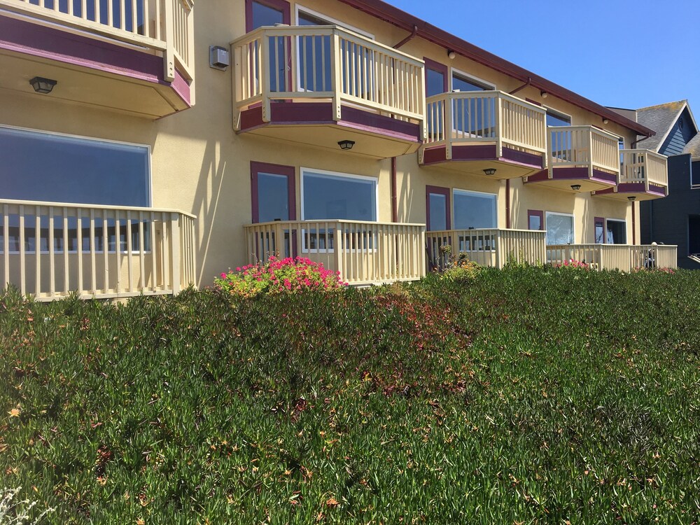 Ocean View Lodge, Fort Bragg 140 Room Prices & Reviews Travelocity
