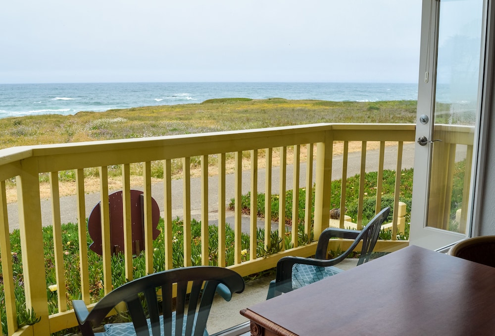 Ocean View Lodge, Fort Bragg 158 Room Prices & Reviews Travelocity
