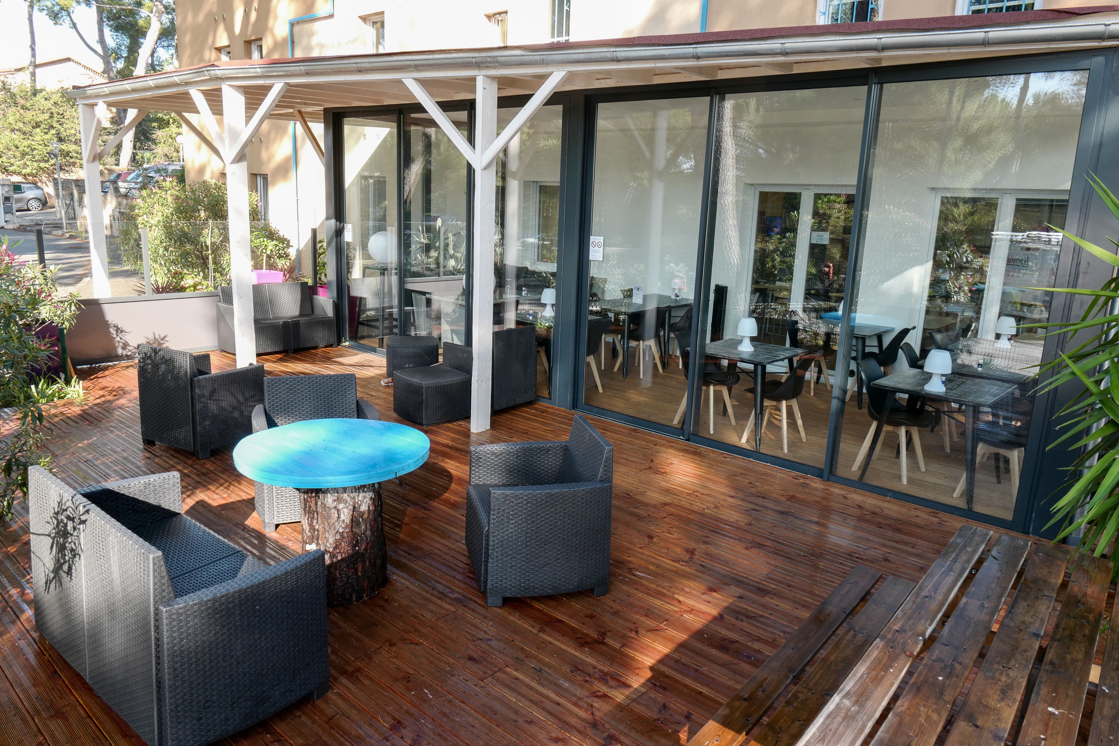 Hotel Parc Azur Toulon in Ollioules in Bandol, France