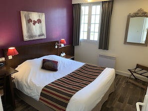 Double Room | 2 bedrooms, individually decorated, individually furnished