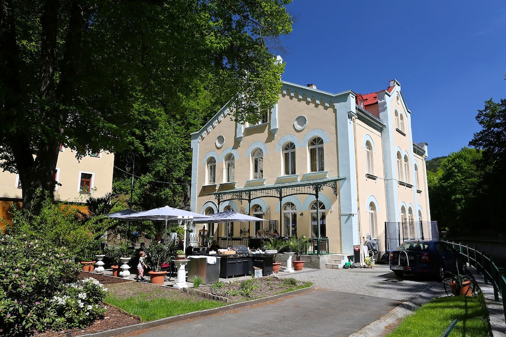 Photo - Villa Basileia Riverside