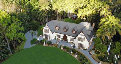 Mt Tamborine Stonehaven Guest House