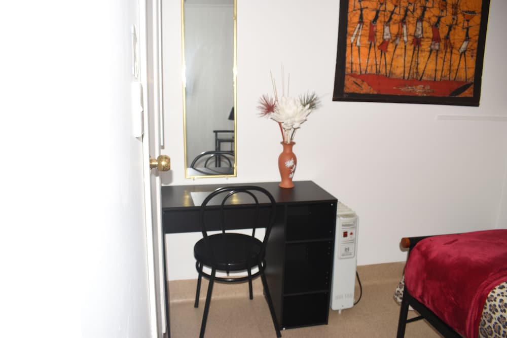 Hobart's Accommodation & Hostel