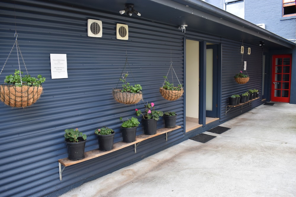 Hobart's Accommodation & Hostel