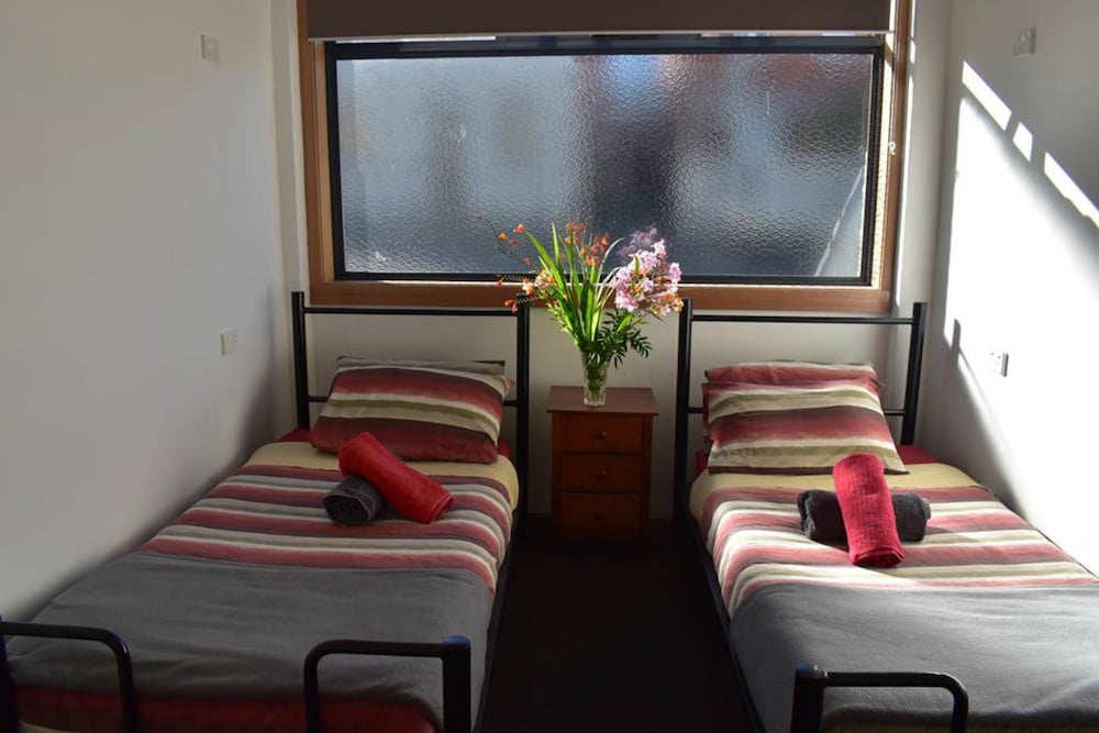 Hobart's Accommodation & Hostel