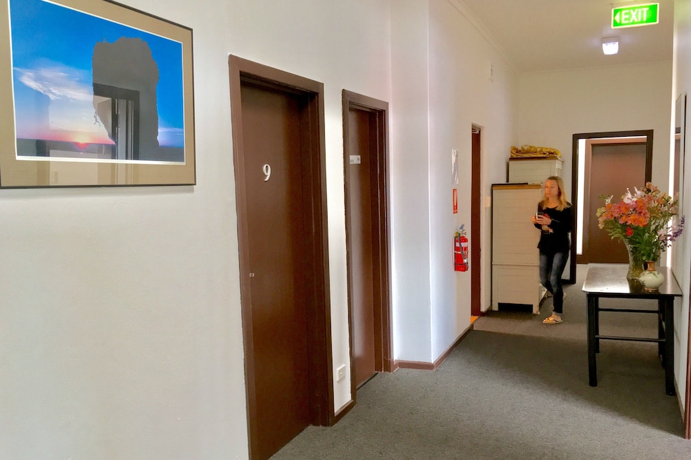 Hobart's Accommodation & Hostel