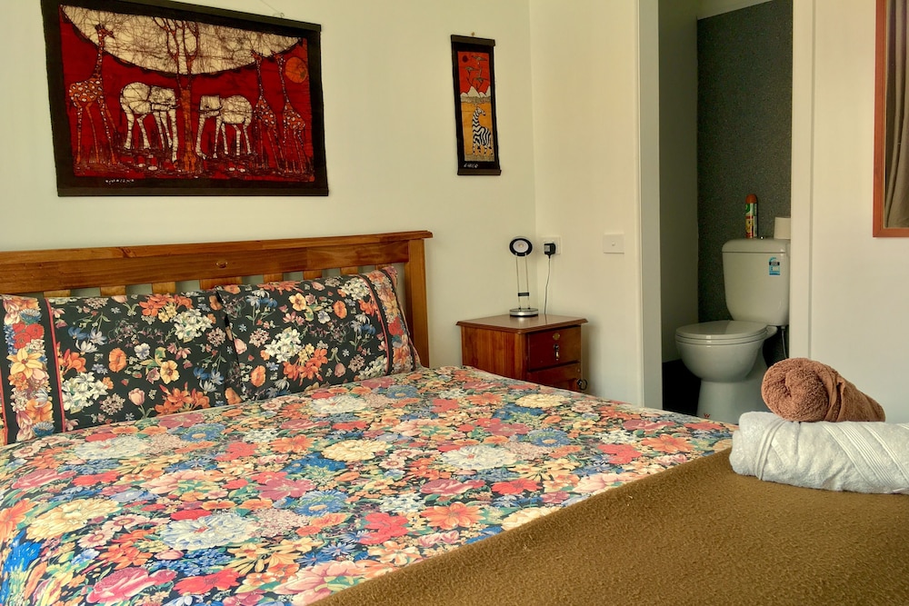 Hobart's Accommodation & Hostel
