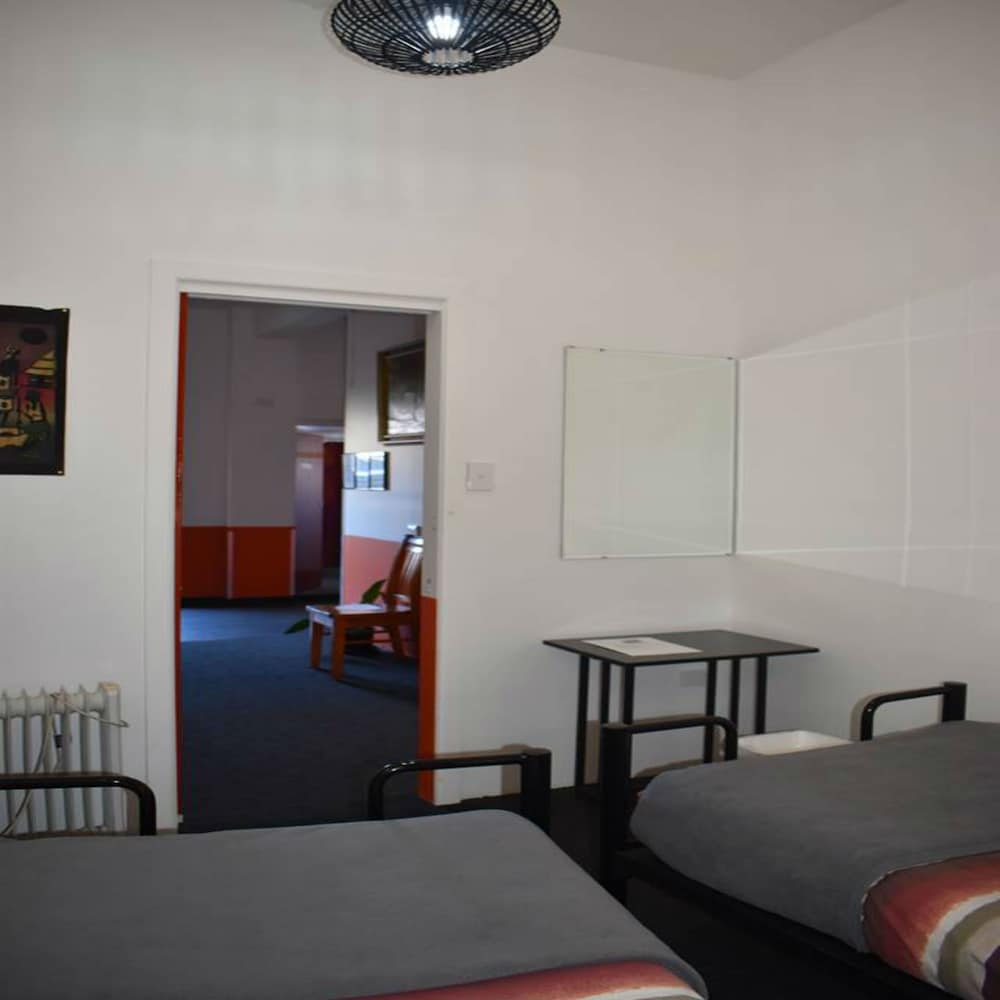 Hobart's Accommodation & Hostel