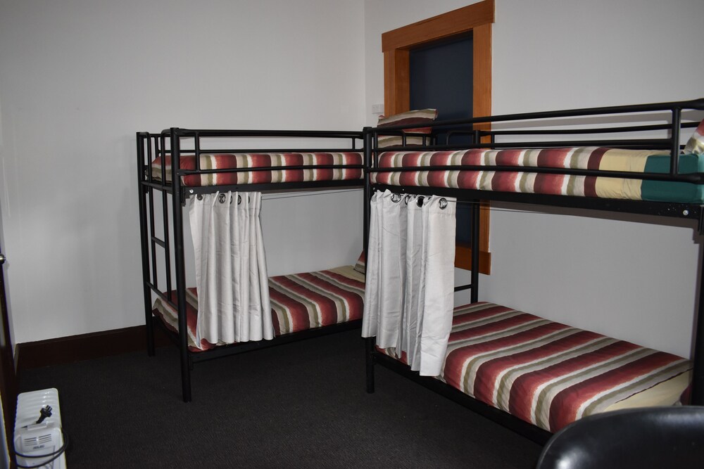Hobart's Accommodation & Hostel