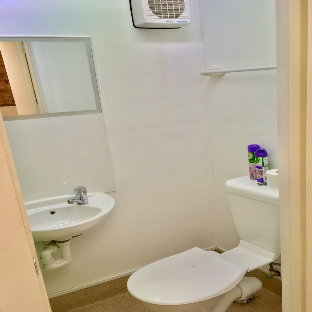 Hobart's Accommodation & Hostel