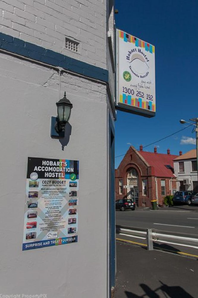 Hobart's Accommodation & Hostel