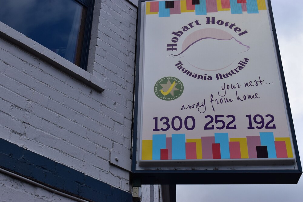 Hobart's Accommodation & Hostel
