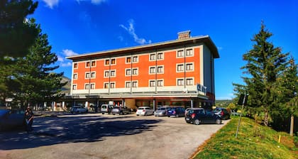 Hotel Holidays
