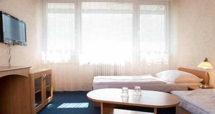 Hotel Junior