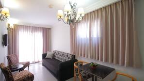 1 chambre, coffre-forts dans les chambres, bureau