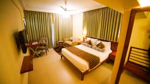 Premium bedding, down duvet, Select Comfort beds, minibar
