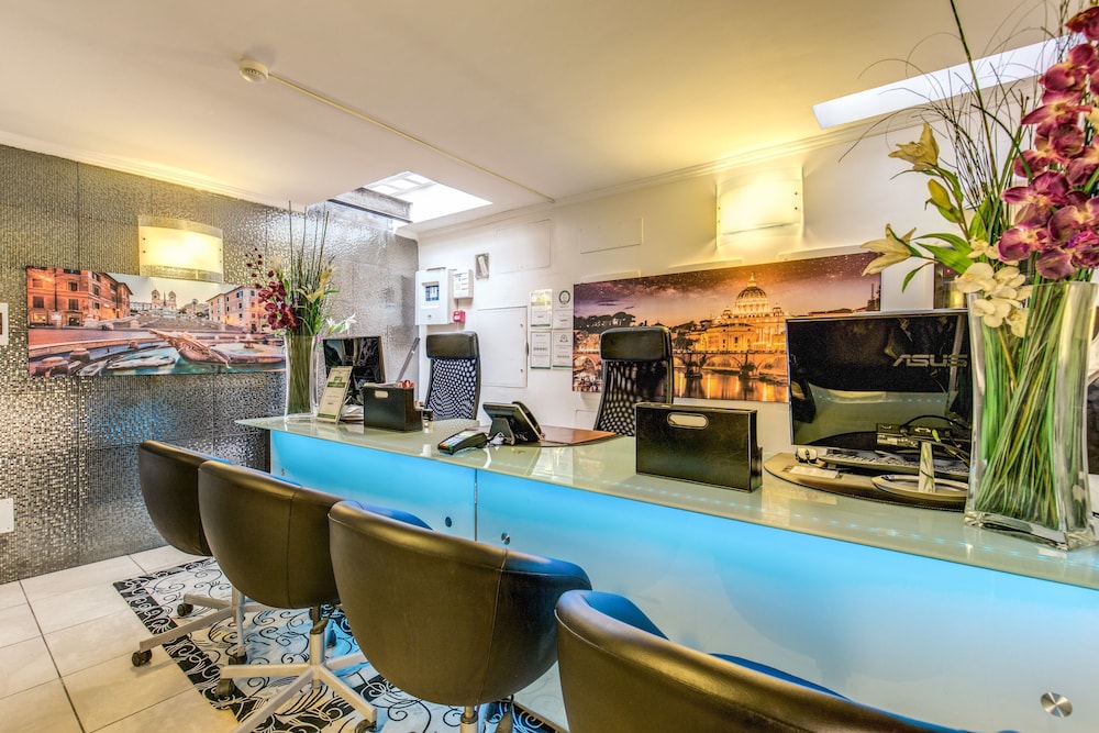 Aurelia Vatican Apartments Rome 2019 Hotel Prices Expedia Co Uk View From Hotel Featured Image Reception